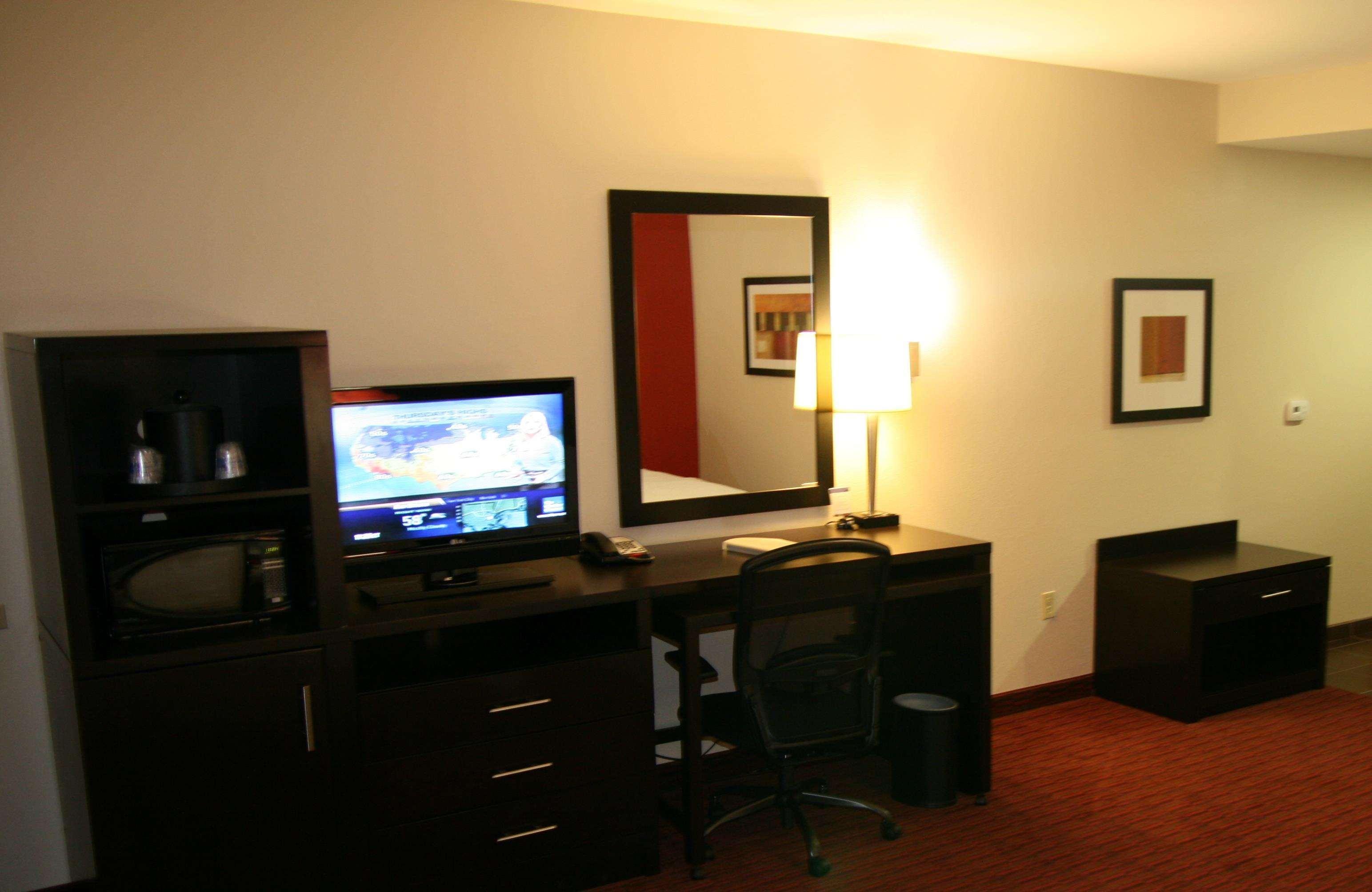 Hampton Inn & Suites Lebanon Room photo
