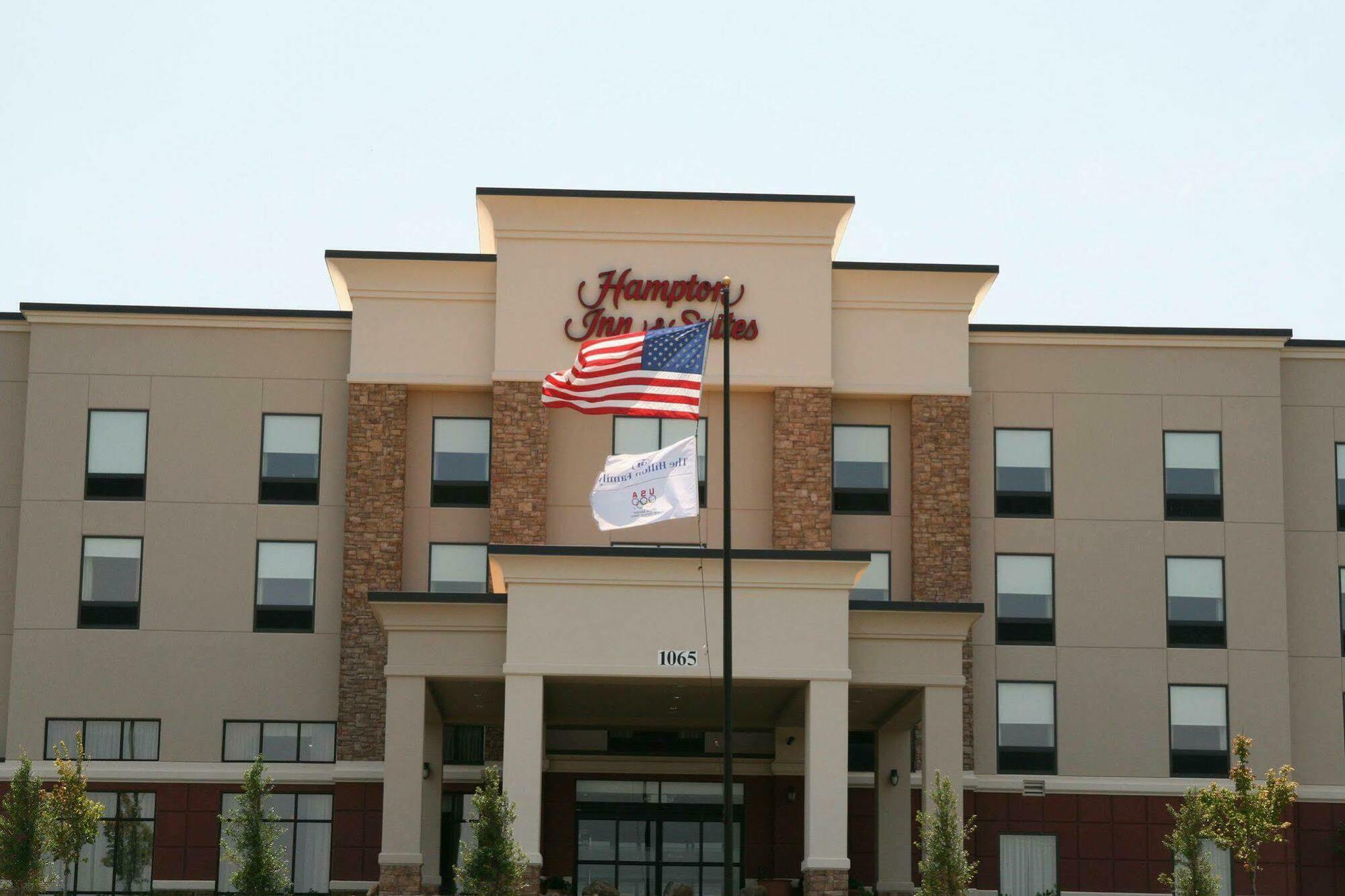 Hampton Inn & Suites Lebanon Exterior photo